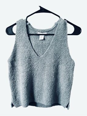 Cupcakes & Cashmere V-Neck Cozy Collection Sage Green Top Size Large